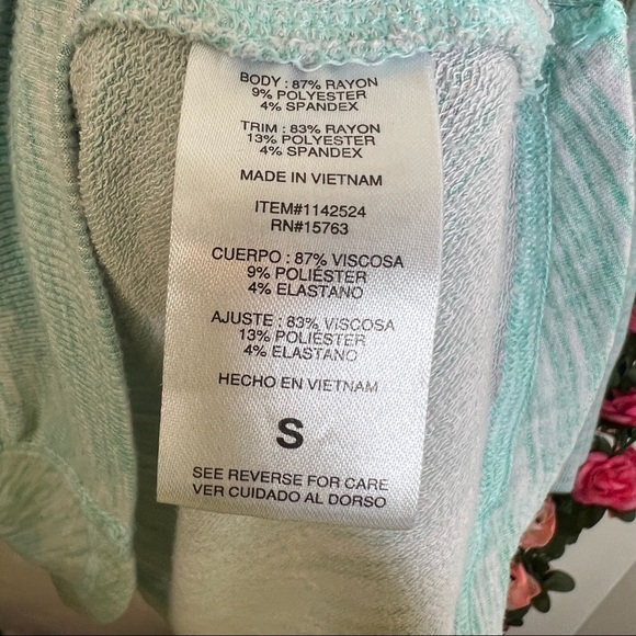 Champion Teal Aqua Blue Long Sleeve Athletic Shirt Womens Small Casual - Picture 4 of 8